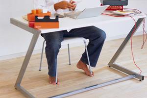 フロアライトでおしゃれな部屋作りを